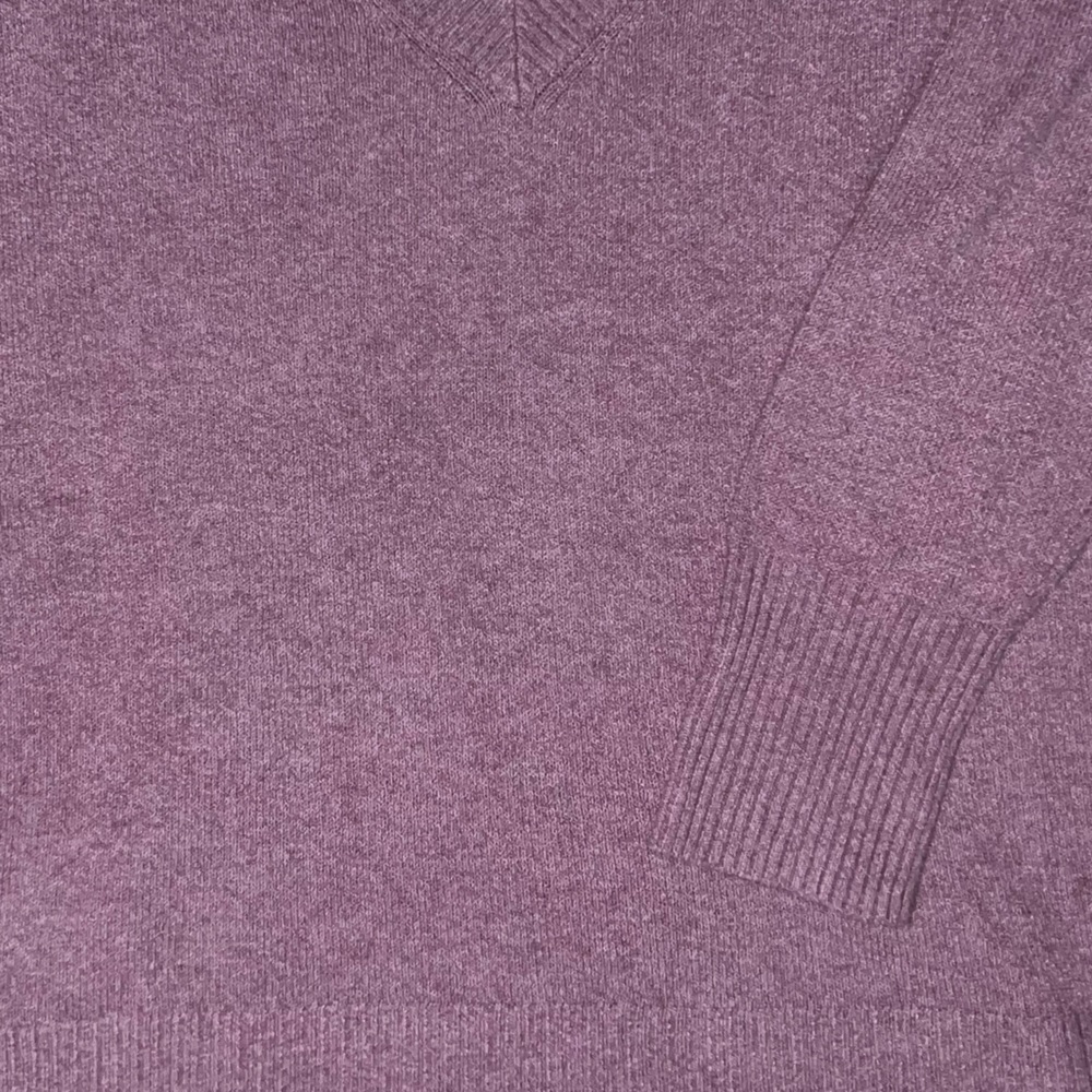 NWOT V-Neck Sweater Women’s XL - Picture 2 of 5